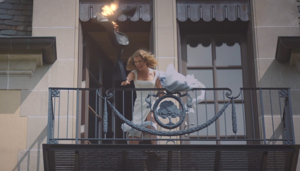 Castelo de clipe de Taylor Swift é leiloado por R$ 385 milhões