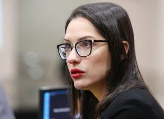 Janaina afirma que Emanuel age por ‘birra’ e aconselha prefeito a se aliar ao TCE e MP na retomada da Saúde