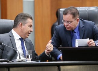 Em reunião, Mauro tenta convencer deputados a não aprovarem calendário para pagamento de emendas impositivas
