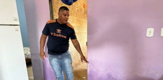 Morador mostra a destruição causada por uma forte chuva em Cáceres: “Está tudo imprestável”