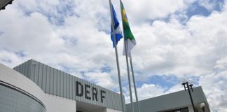 Uma mulher foi presa ao emprestar uma conta bancária para receber valores roubados durante um roubo em Mato Grosso.