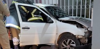 Um homem foi esfaqueado no tórax durante uma discussão na Guia e bateu o carro em um condomínio no estado de Mato Grosso