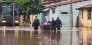 Uma chuva causou alagamentos e afetou 7 mil pessoas no interior de Mato Grosso neste sábado (10)