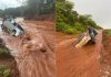 As fortes precipitações produzem um atoleiro e deixam um “rio” em uma estrada rural, causando o tombamento de veículos