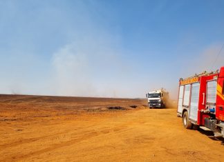 Os bombeiros precisaram utilizar 20 caminhões-pipa para conter um incêndio “gigantesco” em Campo Novo; a causa do incêndio será investigada; veja o vídeo