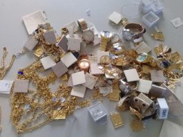 Bandidos invadem residência, amarram mulheres e roubam mais de meio milhão em joias em MT