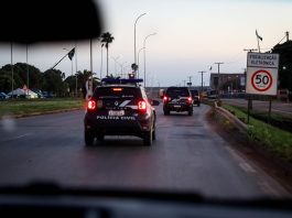 A Polícia Civil prendeu um homem que teria levado os filhos de casa para poder ameaçar a ex-companheira em MT