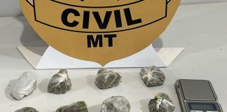 Uma mulher foi presa após ser flagrada comercializando drogas com o marido em MT