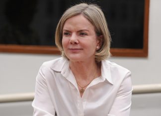 A presidente do PT estará em Cuiabá na sexta-feira seguinte; a vinda de Lula dependerá do cenário