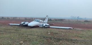 O avião que iria buscar o deputado faz pouso forçado em uma propriedade rural no interior de Mato Grosso