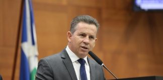 O governador rebate as diferenças étnicas e afirma que usou números oficiais em uma declaração sobre incêndios em terras indígenas