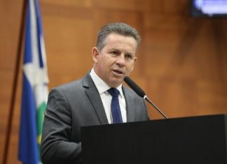 O governador rebate as diferenças étnicas e afirma que usou números oficiais em uma declaração sobre incêndios em terras indígenas