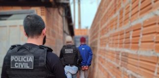 A Polícia Civil cumpre seis mandados contra um grupo que participou de um sequestro e morte de uma vítima na fronteira