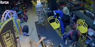 Bandidos encapuzados arrombam loja e levam celulares em Campo Novo do Parecis: vídeo