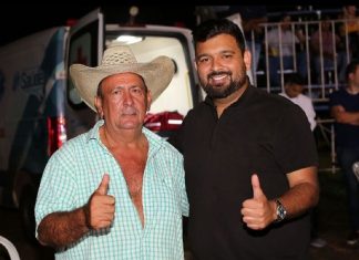 O prefeito que teve o pai preso sob suspeita de integrar uma organização criminosa consegue a reeleição