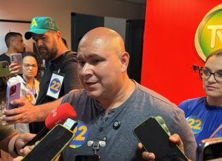 Abilio acusa Lúdio de esconder Emanuel e Lula por temer uma rejeição: tem nariz, cara e jeito de porco. Vai dizer que não é?