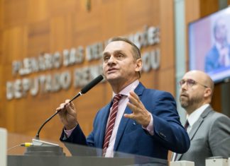 Wilson sustenta Botelho e critica ataques durante a campanha: “Cuiabá cometeu um erro ao não levá-lo ao segundo turno”.