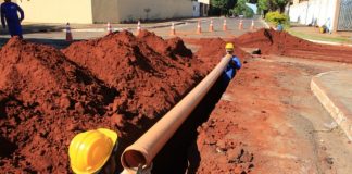 O evento promove a ligação de imóveis à rede coletora de esgoto em Cuiabá