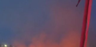 Uma empresa de cloro é atingida por um incêndio em uma avenida de Cuiabá; Não há vítimas