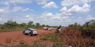 Um idoso morreu e outras duas pessoas ficaram feridas após um carro capotar na estrada em MT