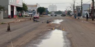 Condutor de carro atingiu uma motocicleta e matou uma criança de 10 anos de forma intencional, segundo o delegado