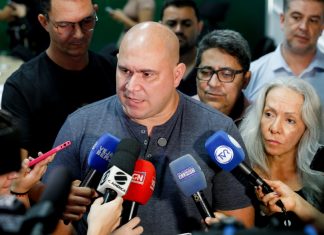 Abilio veta merenda a educadores, prioridade a mulheres que foram vítimas de agressão e “Calçada da Fama”