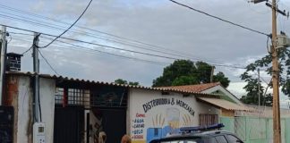 Criminoso se opõe à ação e perde a vida durante execução de ordem judicial em operação da polícia
