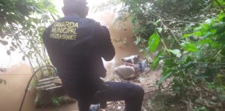 Moto é encontrada submersa no Rio Cuiabá; veículo seria vítima de facção enterrado em cemitério clandestino