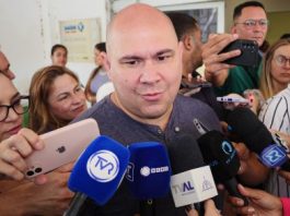 Abilio expressou sua insatisfação com os serviços prestados pela empresa “Locar Saneamento Ambiental”, que recebeu uma notificação na semana anterior