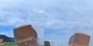 Motorista de caminhão foi flagrado dirigindo em zigue-zague e quase tombando o veículo na rodovia; confira o vídeo