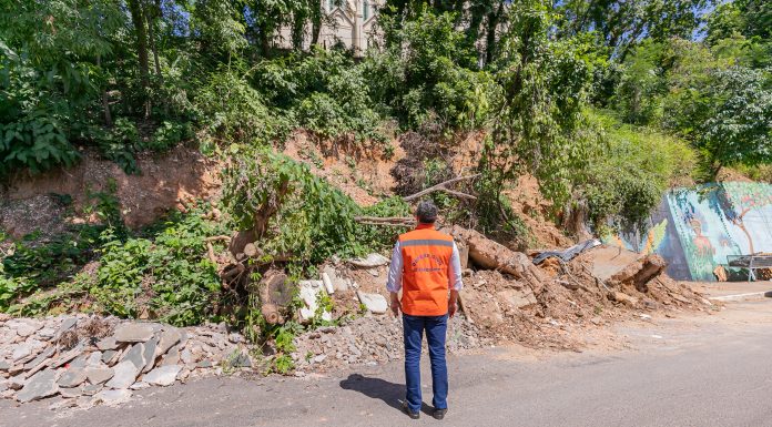 Defesa Civil de Cuiabá monitora deslizamento no Morro do Bom Despacho
