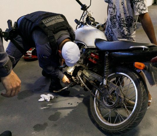 Onze veículos são apreendidos durante operação para coibir circulação de motos com escapamento adulterado