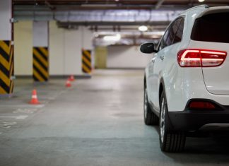 Dilemário propõe ampliação do tempo de tolerância em estacionamentos de shoppings: “Virou máquina de arrecadação”
