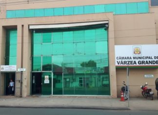 Câmara de Várzea Grande cria novos cargos com salário de até R$ 7,1 mil e aumenta verbas indenizatórias