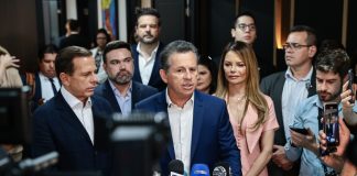 Mauro Mendes nega intenção política ao participar de ato pró-anistia e critica penas “desproporcionais”