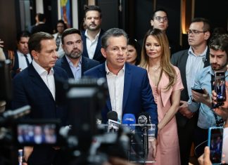 Mauro Mendes nega intenção política ao participar de ato pró-anistia e critica penas “desproporcionais”
