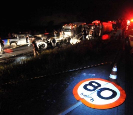 Acidente na MT-060 deixa dois mortos em Poconé