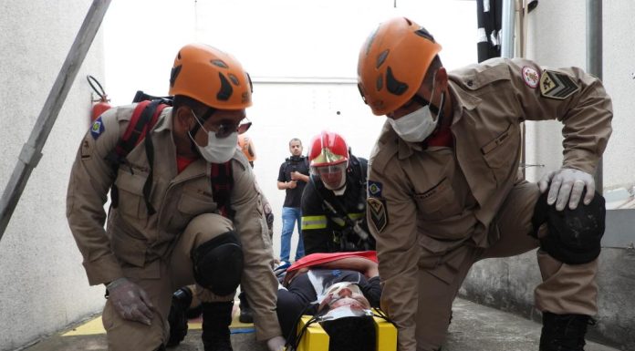 Corpo de Bombeiros realiza simulado operacional em shopping nesta terça-feira (25)