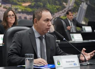 Líder do prefeito critica cobrança de taxa de lixo e defende revogação