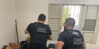 Polícia Civil cumpre mandados contra adolescente que disseminava ódio a mulheres e fazia ameaças com armas do pai