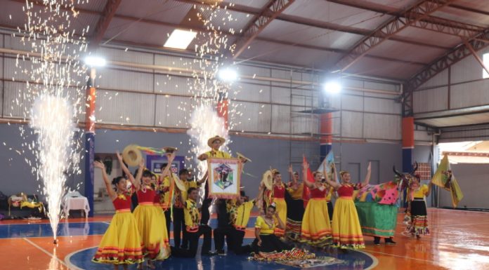 Grupo É Bem Mato Grosso leva cultura regional à abertura da XVIII Copa André Maggi