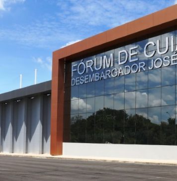 Justiça autoriza penhora de salários de servidores públicos por dívida milionária em fraude fiscal