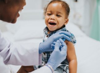 Cuiabá mantém cenário de normalidade para meningite e reforça vacinação na rede municipal
