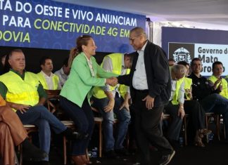 Júlio Campos traz à tona o suporte à Ditadura Militar e faz uma brincadeira sobre as opiniões conservadoras de Abilio e Flávia Moretti: “ainda são inexperientes”