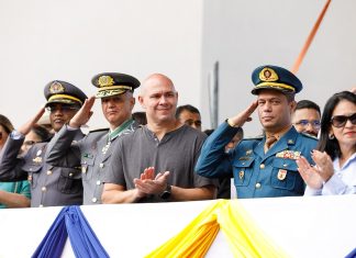 Prefeito celebra patriotismo e memória afetiva no desfile cívico de 7 de Setembro