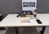 Força Tática prende homem com arma de fogo e produtos ilícitos para preparo de drogas