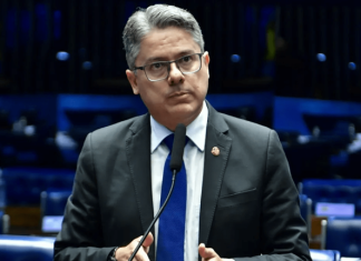 Relator da PEC da Blindagem vota pela inconstitucionalidade da proposta