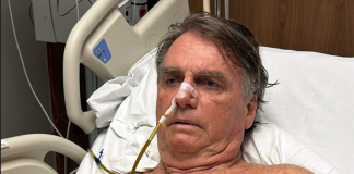 Bolsonaro é diagnosticado com câncer de pele e passa por remoção de lesões