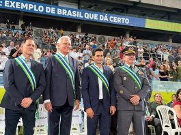 Caiado faz piada sobre repouso de Mauro Mendes e aposta em recuperação rápida no Sírio-Libanês