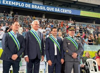 Caiado faz piada sobre repouso de Mauro Mendes e aposta em recuperação rápida no Sírio-Libanês